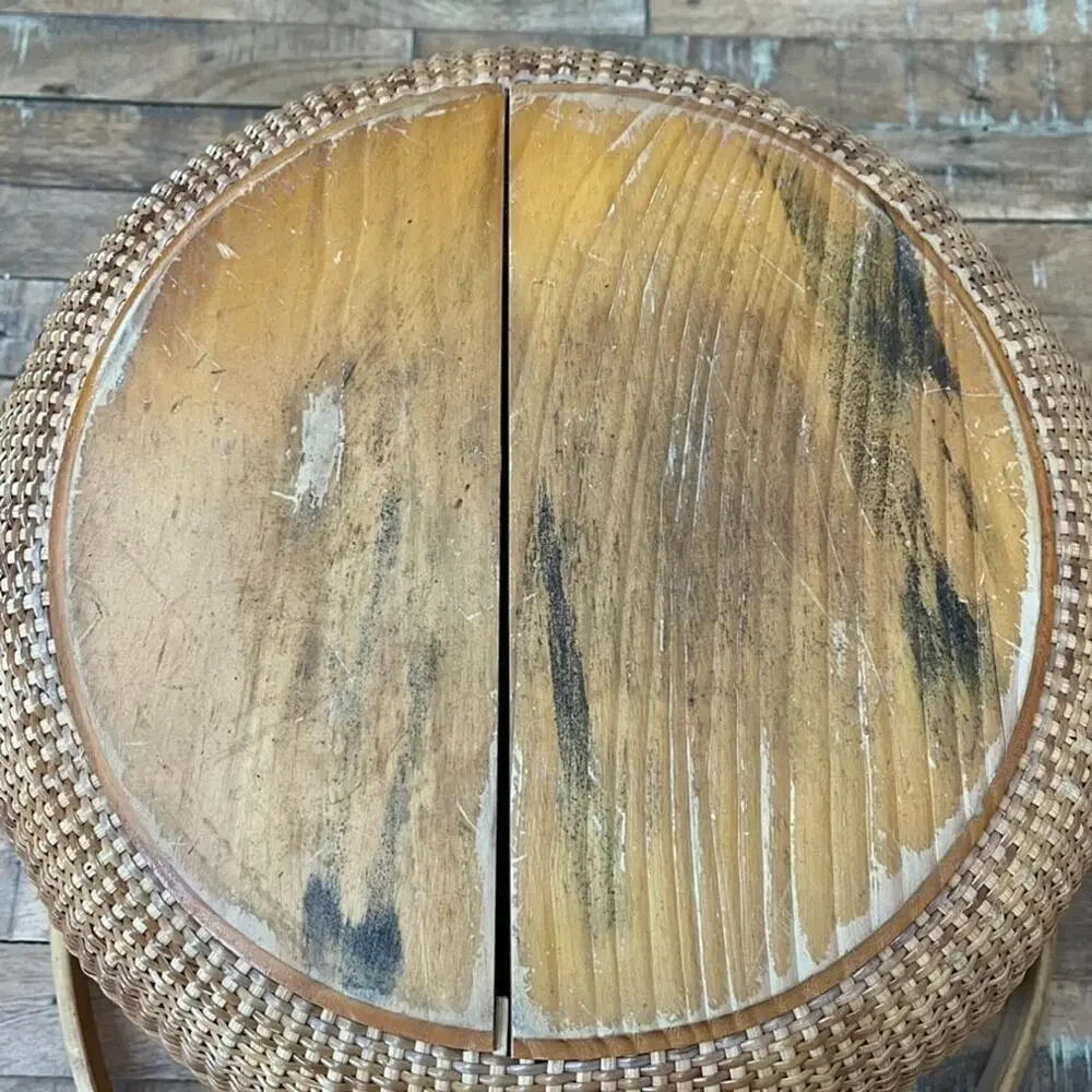 Vintage Nantucket Style Round Lined Woven Basket 15